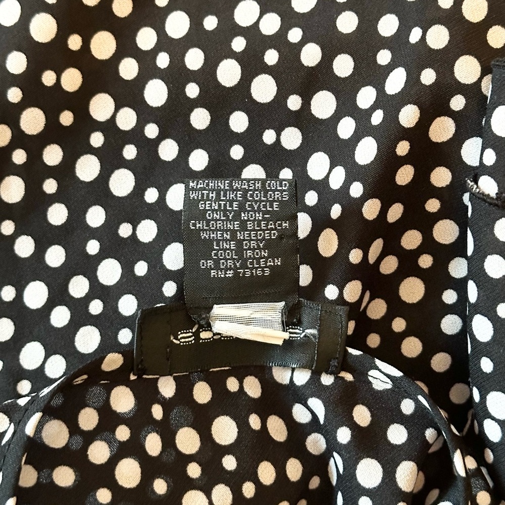 Spense Polka Dot Ruffled Top Size Large - Picture 8 of 8